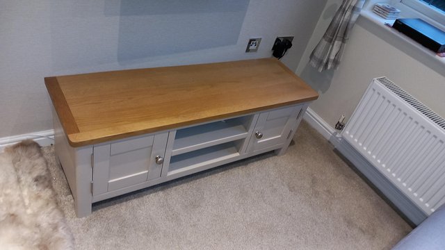 Image 2 of Grey tv cabinet in great condition.