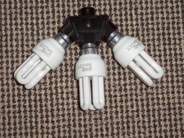 Image 2 of Vintage Light Bulb Bayonet Cap BC/B22 Splitter Adapter