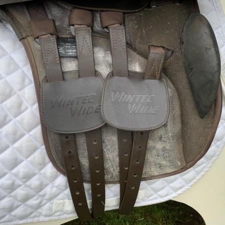 Image 10 of Wintec wide 17.5 inch general purpose saddle