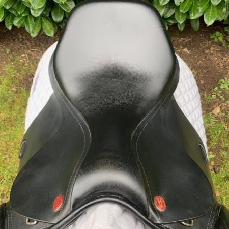 Image 8 of Kent And Masters 17 inch Cob saddle