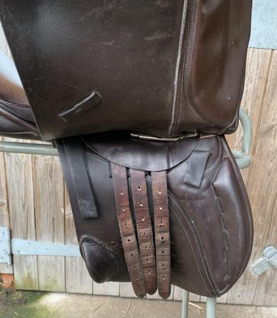 Image 5 of 17 inch wide brown leather Dever GP Saddle