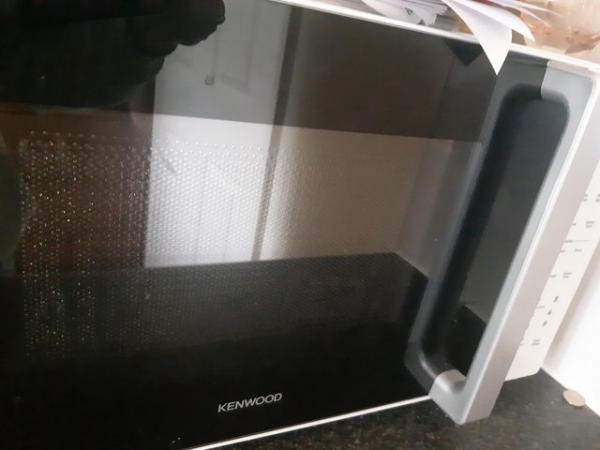 Image 3 of Kenwood microwave  very good condition  only ben used a hand