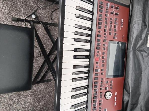 Image 3 of KORG PA700 KEYBOARD WITH STAND