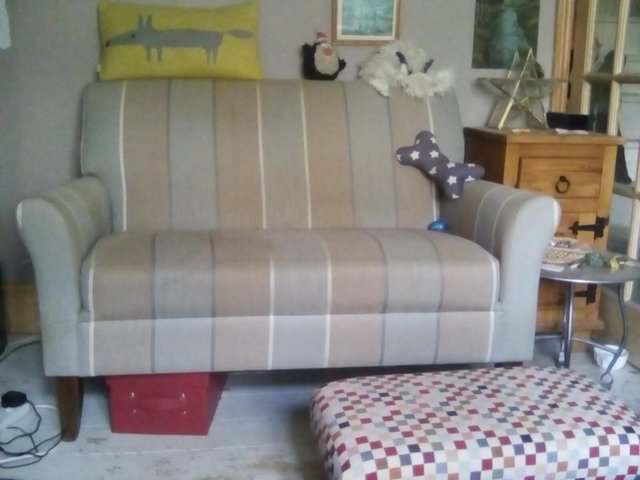 Preview of the first image of Small Marks & Spencer sofa - going to charity next week.