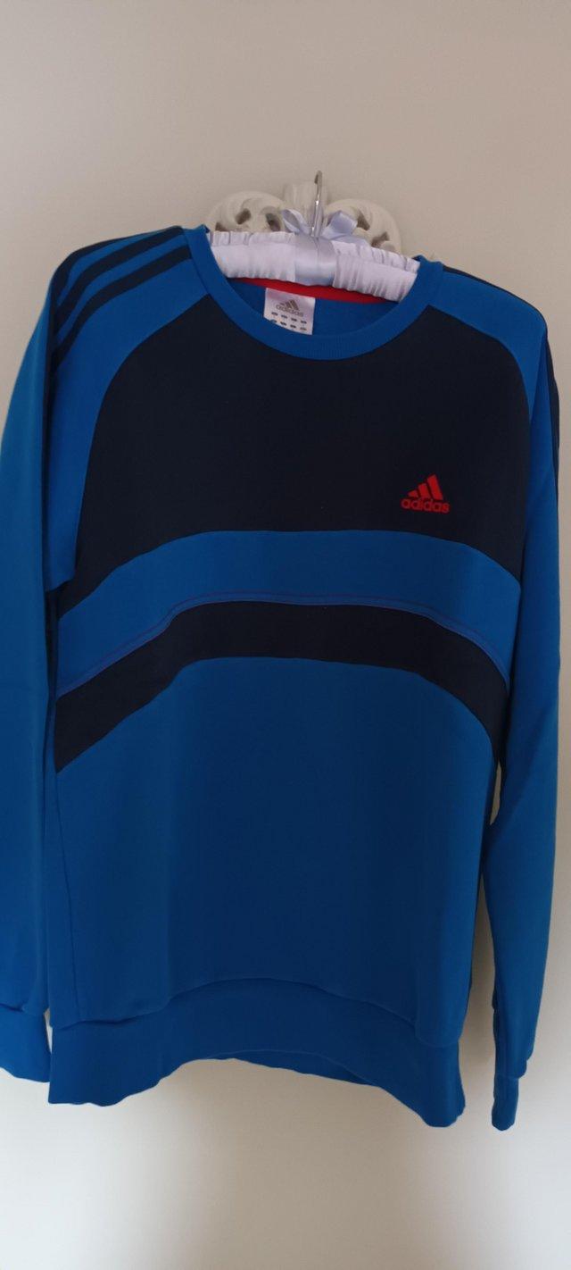 Preview of the first image of ADIDAS sweatshirt.