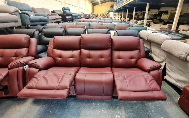 Image 3 of La-z-boy El Paso red leather manual sofa, chair and puffee
