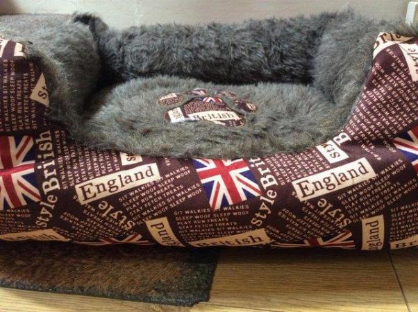Image 5 of Pet bed for small animals (puppies/cats)