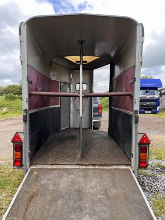 Image 3 of Ivor Williams 505 horse trailer