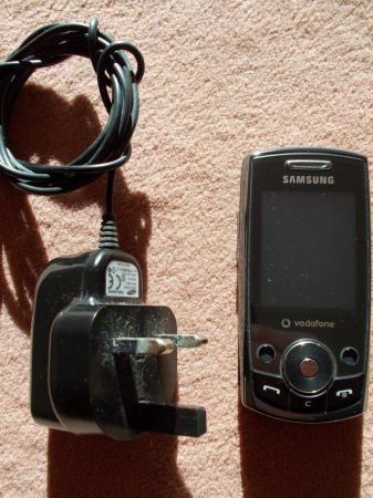 Image 5 of Samsung SGH J700V mobile phone + charger on Vodafone