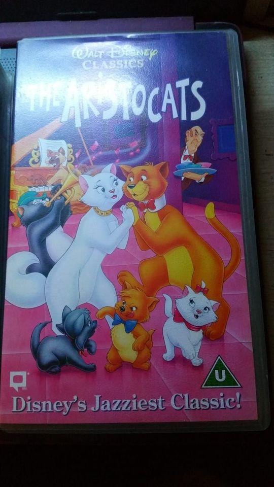 Preview of the first image of Walt Disney The Aristocats video.