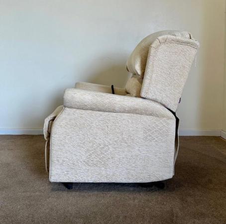 Image 11 of ELECTRIC MOBILITY RISER RECLINER CREAM CHAIR ~ CAN DELIVER