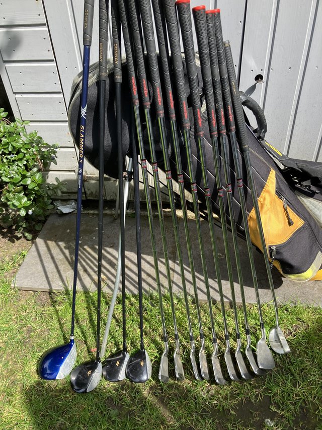 Preview of the first image of Set of Golf clubs for right hander.
