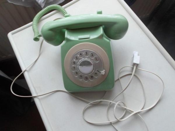 Image 1 of vintage telphone 60s 70s