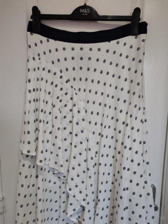 Image 6 of New with tags Marks and Spencer Soft White Skirt Size 12 Reg