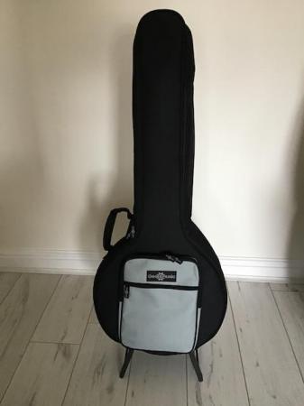 Image 3 of Tenor banjo with padded gig bag