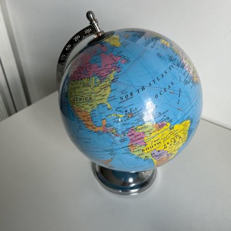 Image 1 of Globe for study or as a collector’s piece