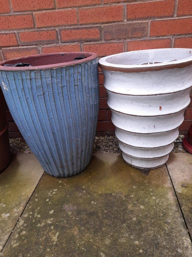 Preview of the first image of LARGE Ceramic plant pots.