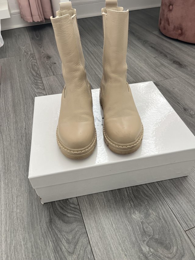 Preview of the first image of Boots womens from naked.