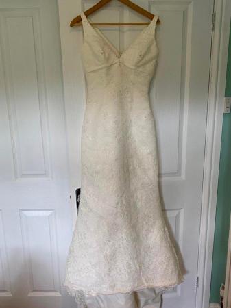 Image 3 of Charlotte Balbier ivory lace wedding dress - size 6-8