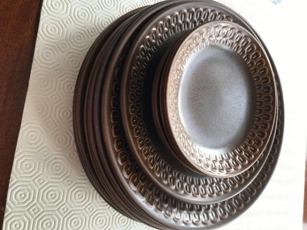 Image 1 of Wedgwood Pennine plates : 7 x 10", 1 x 9" & 4 x 6"