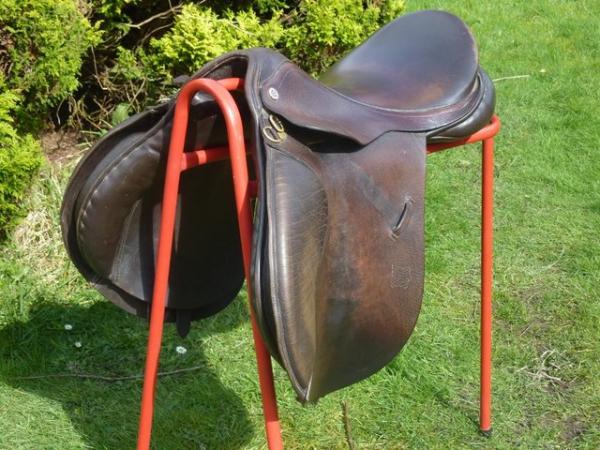 Image 2 of Cliff Barnsby GP medium fit spring tree saddle 17"