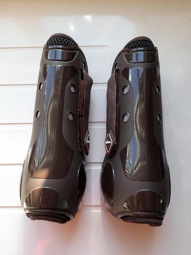 Preview of the first image of Le Mieux Tendon Boots and Fetlock Boots.