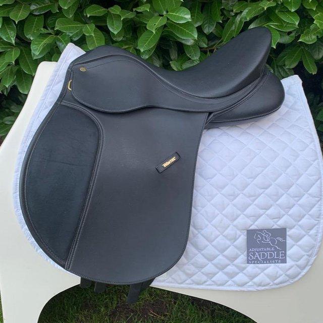 Preview of the first image of Wintec Wide 17 inch gp saddle.
