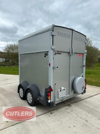 Image 8 of Ifor Williams HB511 MK2 Horse Trailer 2021 Right Hand Unload