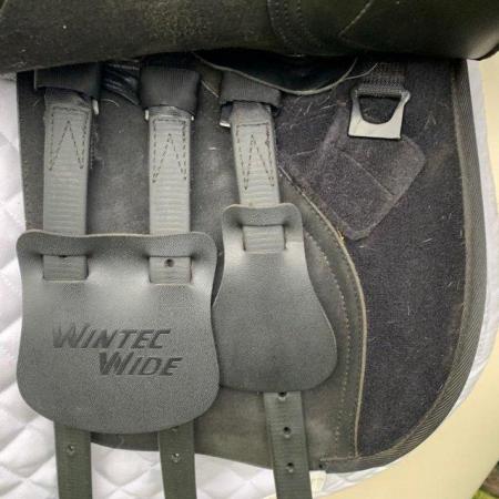 Image 17 of Wintec 16 inch wide gp  saddle