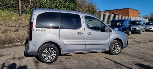 Image 16 of Wheelchair Access Peugeot Partner Mobility Car low miles E6