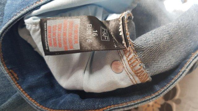 Image 2 of F & F Blue Denim cropped jeans