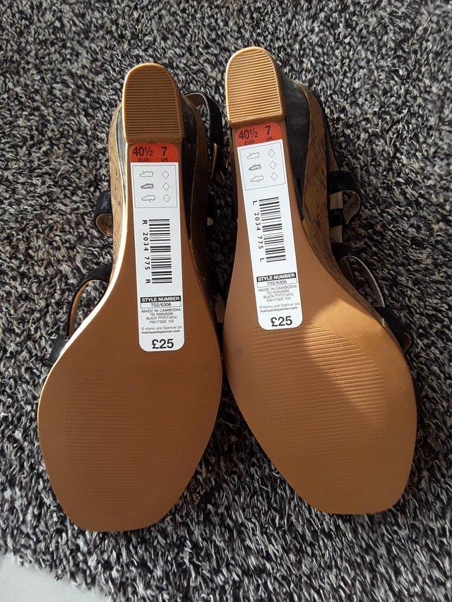 Preview of the first image of Ladies M&S sandals never been worn  ..