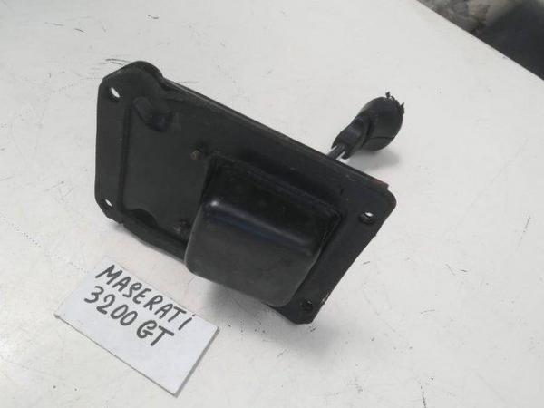 Image 3 of Automatic gearbox lever Maserati 3200 GT