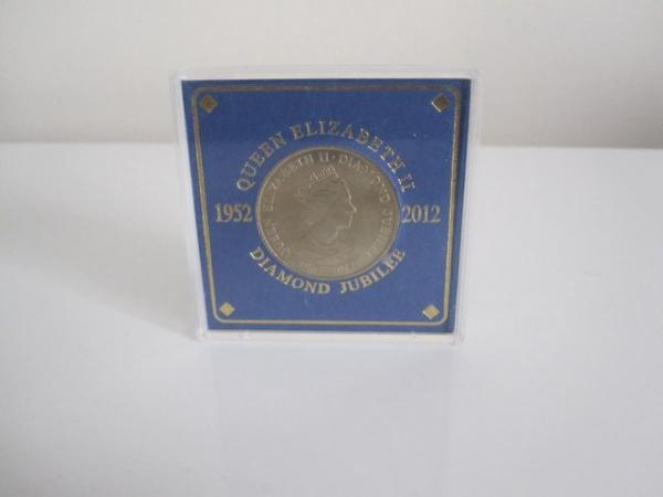 Image 3 of Queen Elizabeth II diamond jubilee coin