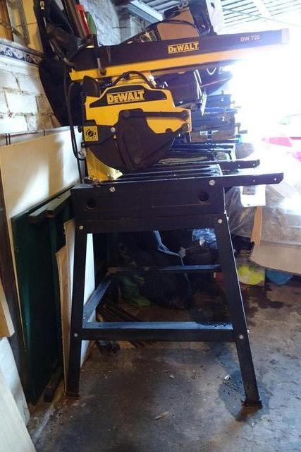 Preview of the first image of Dewalt radial arm saw DW 720, 110v.