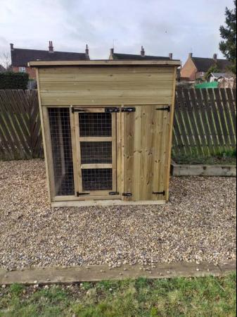 Image 4 of 6ft x 4ft x 5'6'' dog kennel and run