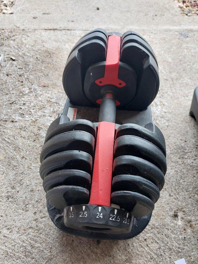 Preview of the first image of For sale adjustable lifting weights in good condition only u.