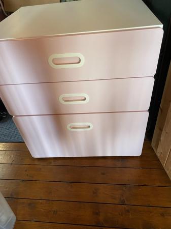 Image 2 of Chest of drawers in very good condition