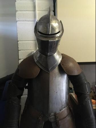Image 2 of Suit of armour (sadly rusting & in need of restoration)