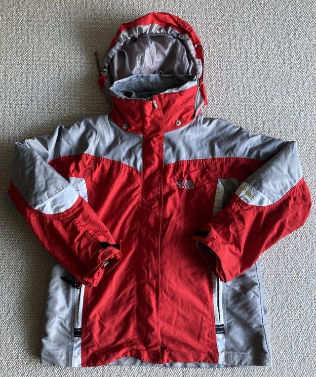 Preview of the first image of NORTH FACE HYVENT COAT JACKET WATERPROOF SMALL RAINCOAT SKI.
