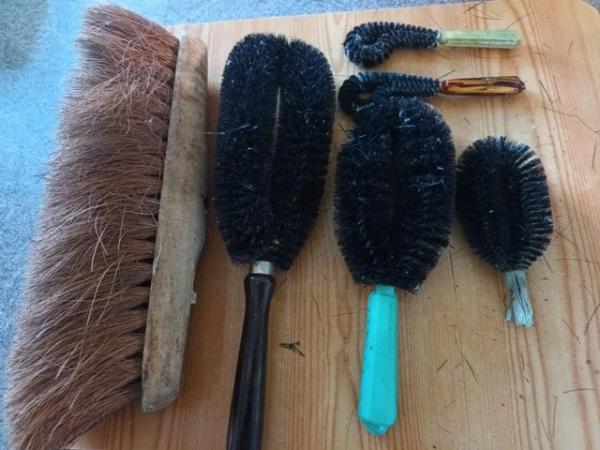Image 1 of SELECTION OF BRUSHES AND ONE BROOM HEAD