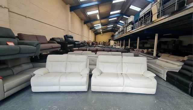 Image 1 of La-z-boy Raleigh ivory leather 3+2 seater sofas