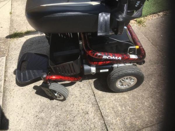 Image 2 of ROMA MEDICAL RENO II MODEL P319 MOBILITY POWER CHAIR