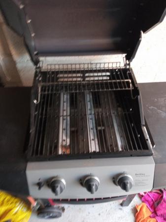 Image 1 of Gas barbeque with a neat empty bottle hardly used