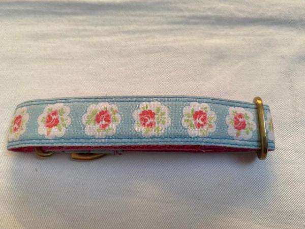 Image 3 of Dog Collar, medium size, fabric with brass fittings