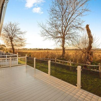 Image 2 of Stunning lodge for sale on the Dymchurch coast 11.5 month se