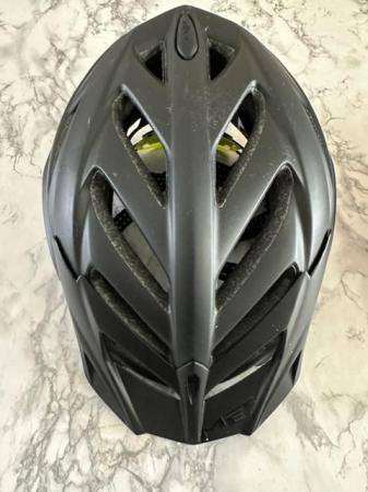 Image 2 of Cycle helmet MET crossover mountain bike