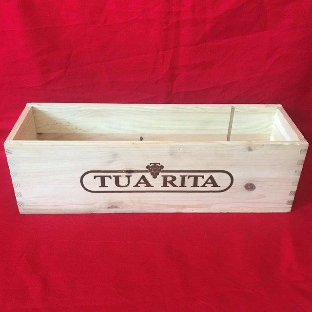 Preview of the first image of Wood wine box Giuso di Notri 2016 -upcycle, display, storage.