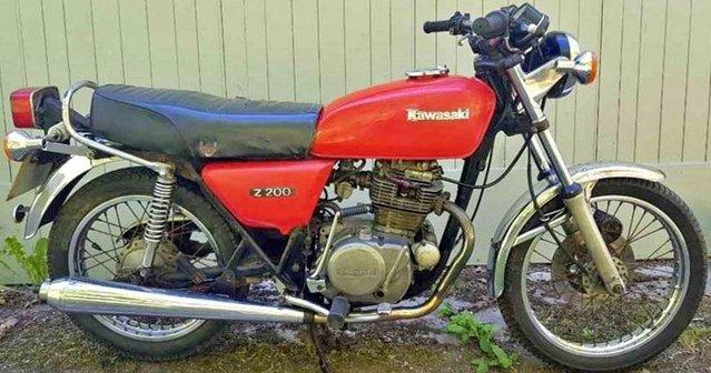 Preview of the first image of Kawasaki Z200 Tax and MOT exempt Full V52x keys.
