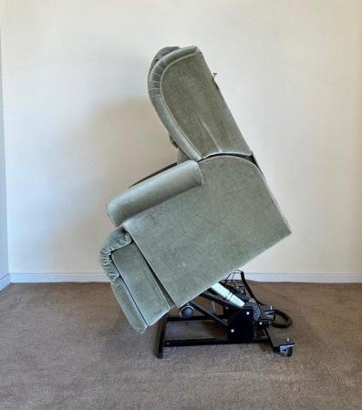 Image 10 of LUXURY ELECTRIC RISER RECLINER CHAIR MASSAGE ~ CAN DELIVER